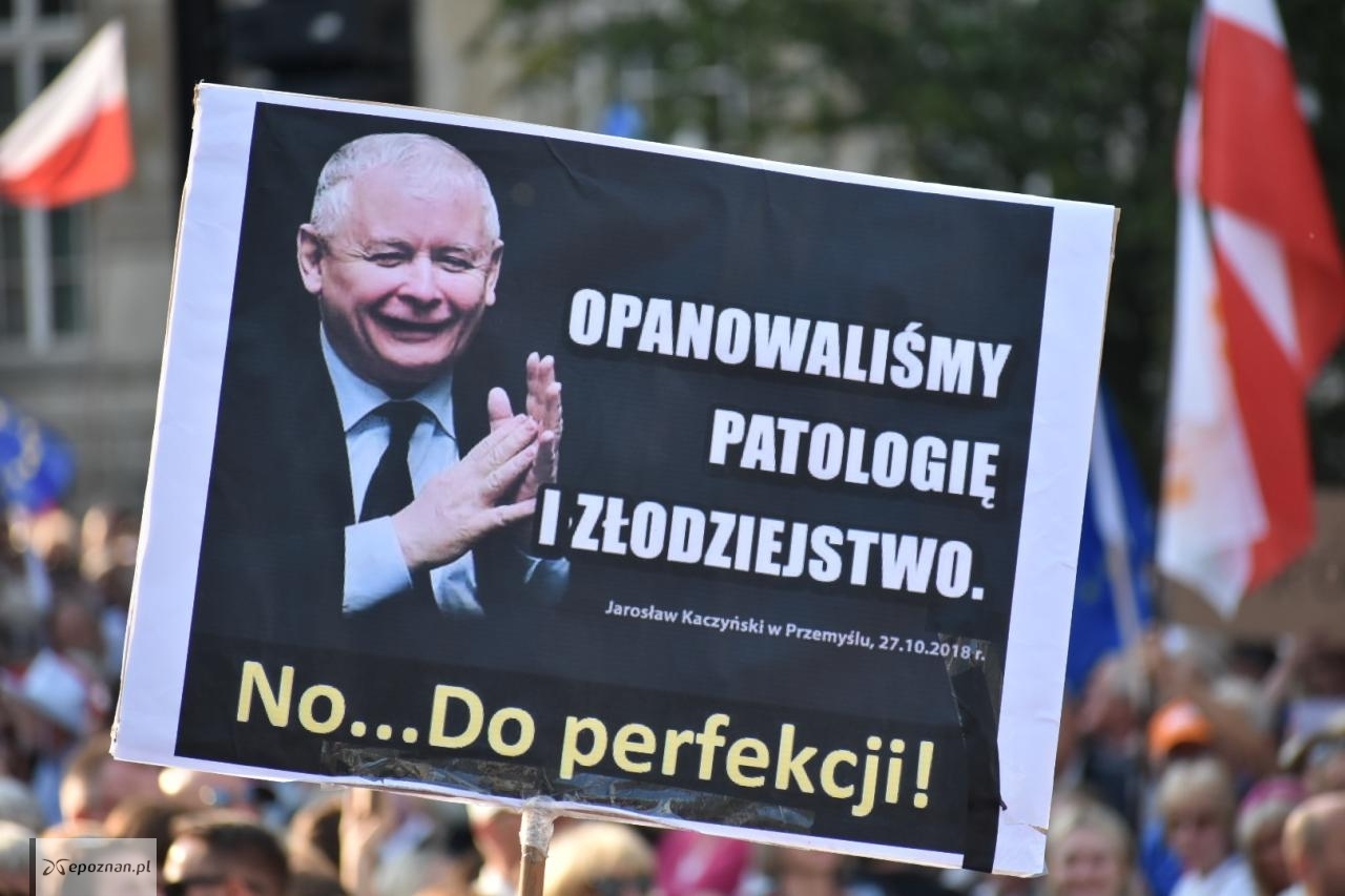 Wiec Donalda Tuska na pl. Wolności w Poznaniu. | fot. Przemysław Łukaszyk