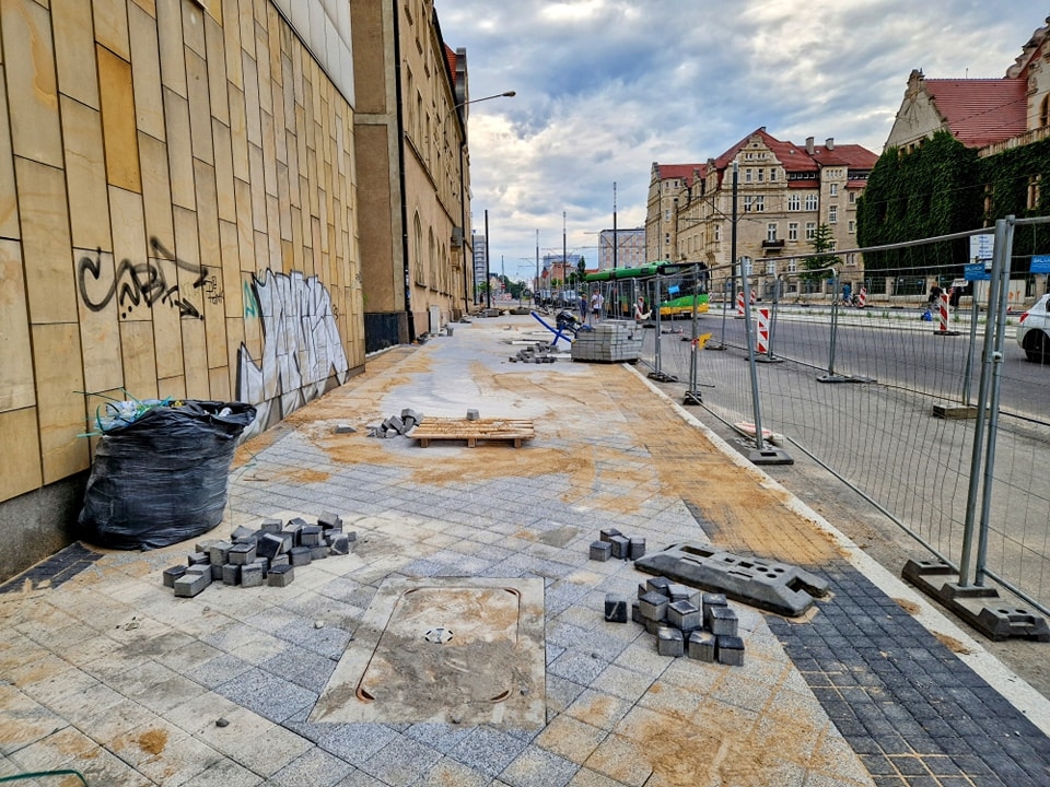 Brak rozdzielonego ruchu pieszego i rowerowego | fot. Stowarzyszenie Rowerowy Poznań