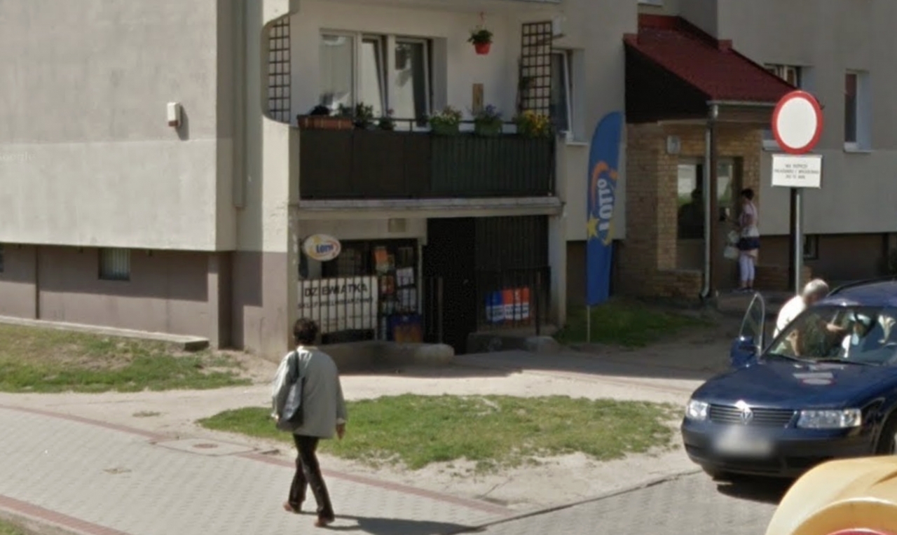 Punkt Lotto na osiedlu Leśnym 9 w Koziegłowach | fot. Google Street View