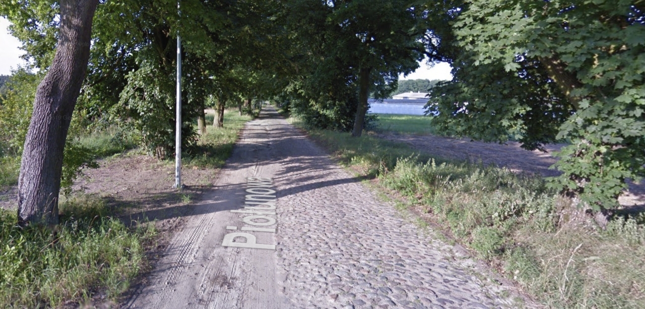 Dojazd do kładki od strony Poznania | fot. Google Street View