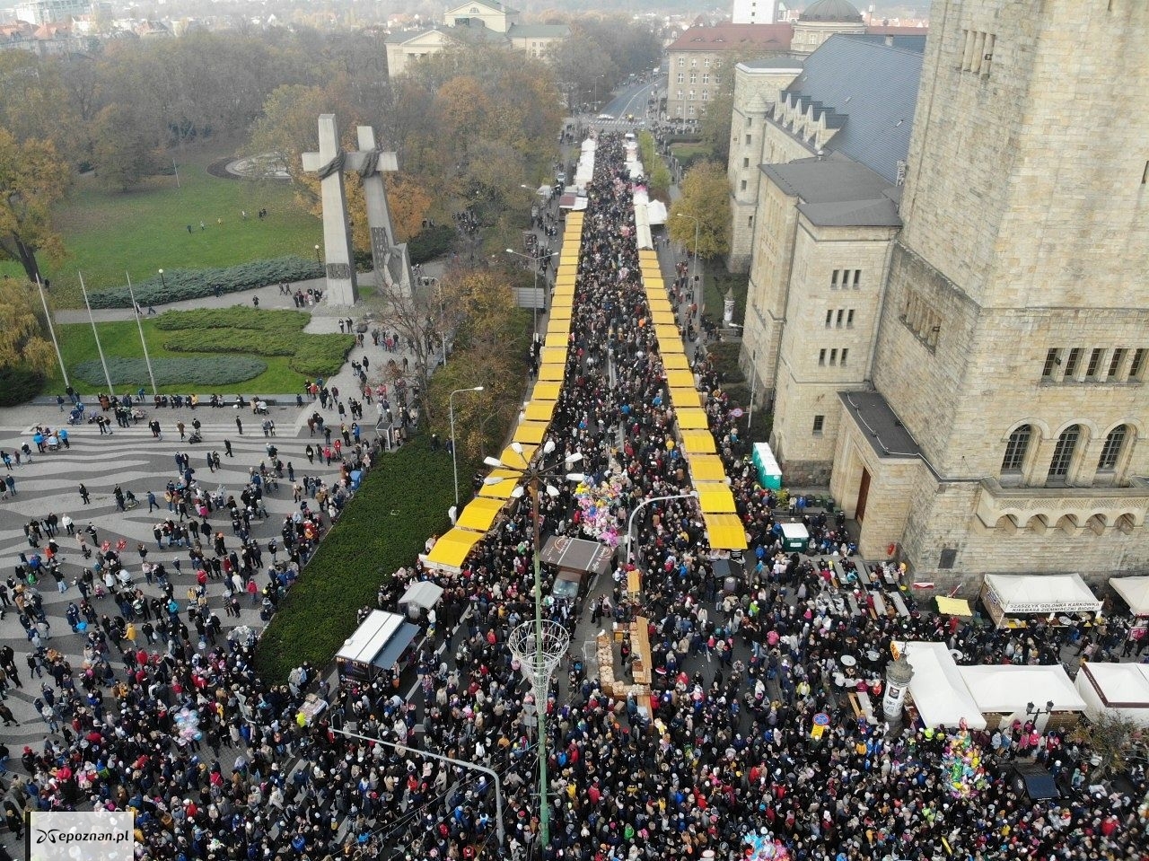 Tłumy na imieninach ul. Święty Marcin w 2019 roku | fot. Łukasz Nowicki