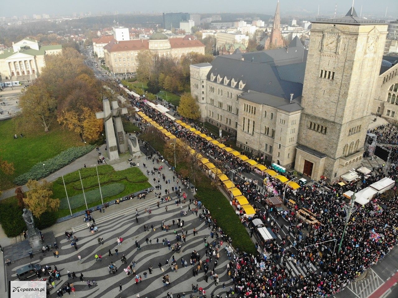 Tłumy na imieninach ul. Święty Marcin w 2019 roku | fot. Łukasz Nowicki