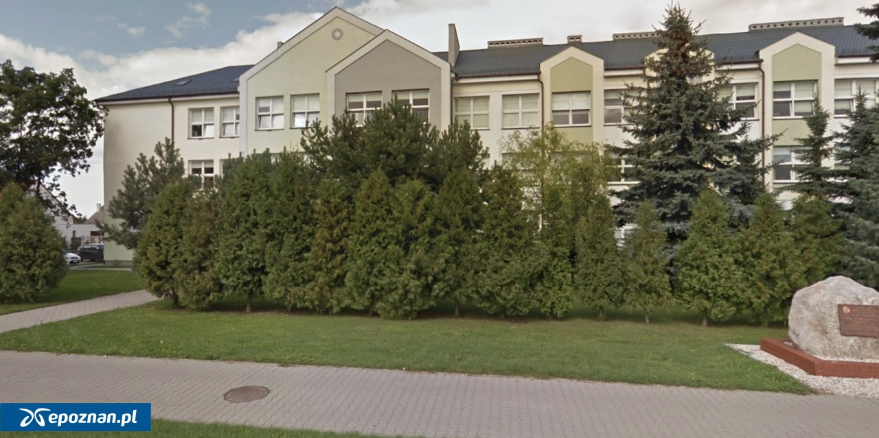 Szkoła w Pępowie | fot. Google Street View