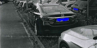 Zostawił auto z kluczykami na prywatnym parkingu i poleciał na wakacje. Po powrocie kierowcę czekała niemiła niespodzianka