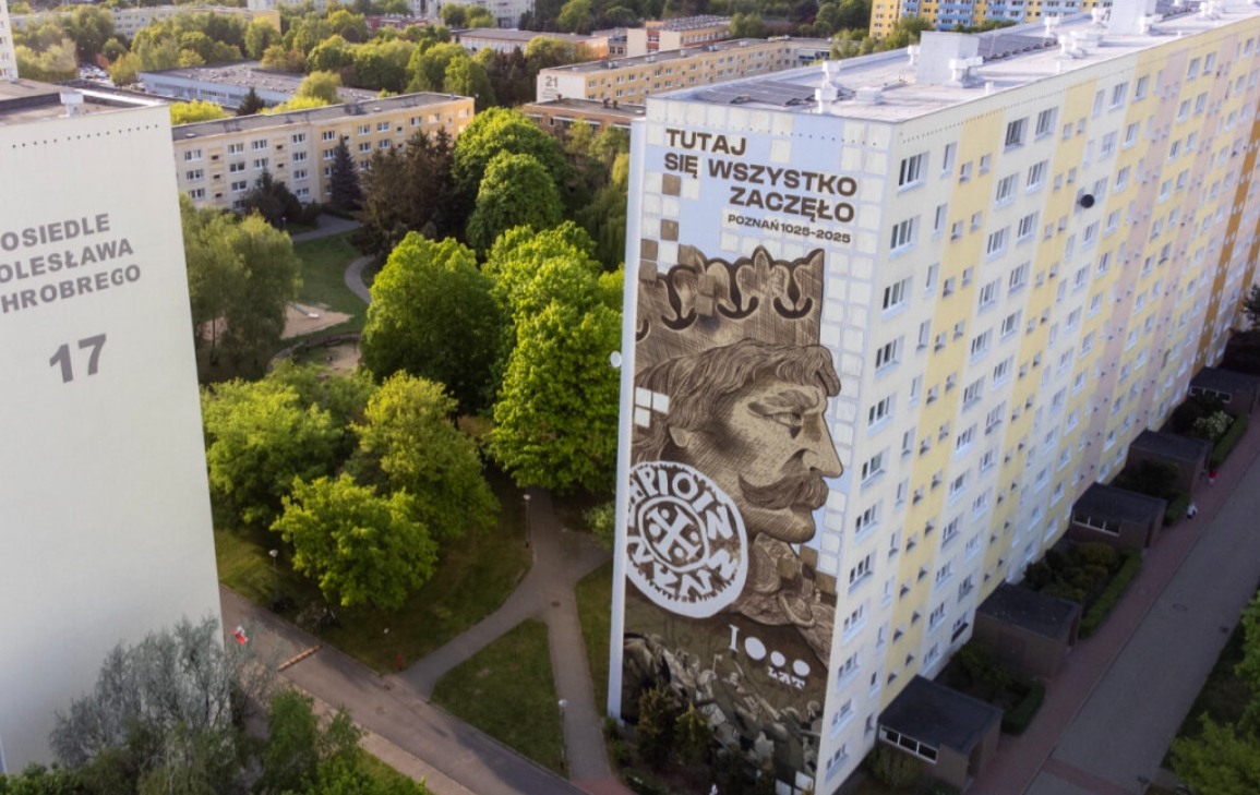 Odsłonięcie wielkiego muralu na poznańskim osiedlu. Pasjonat historii chciał upamiętnić 1000-lecie koronacji Bolesława Chrobrego