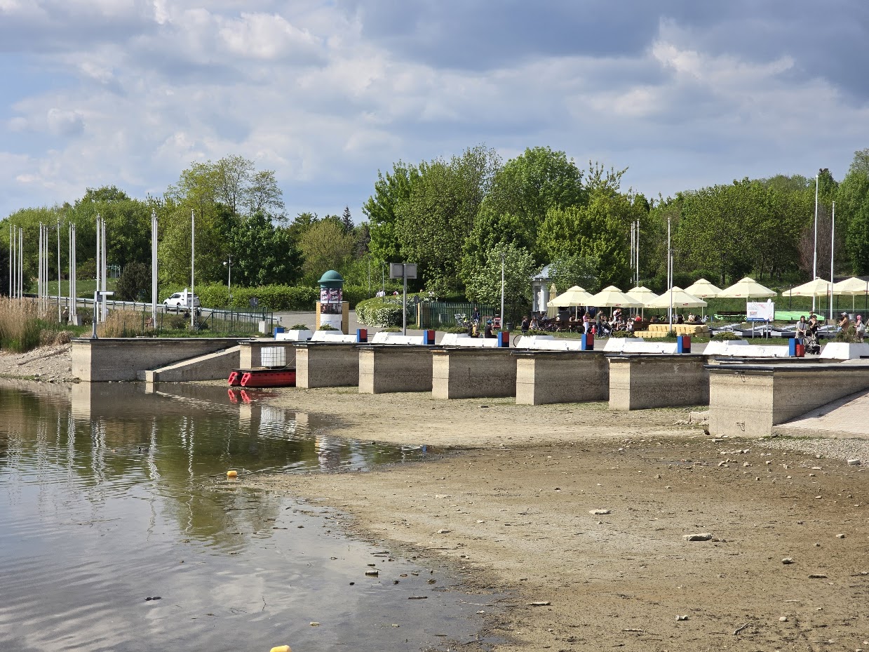 Wysuszone Jezioro Maltańskie. Susza daje się we znaki
