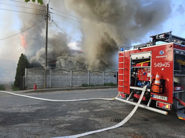 Płomienie pochłonęły dom w regionie. "Majówka zmieniła się w dramat"