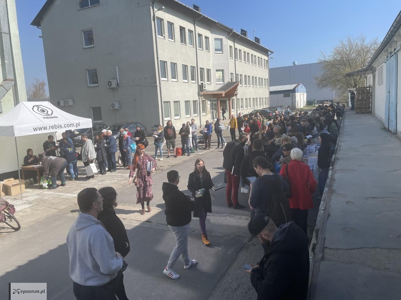 Ta akcja zawsze przyciąga tłumy. Poznański dom wydawniczy znów otworzy swój magazyn