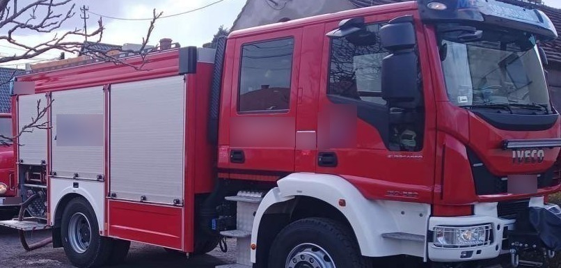 Region. Samochód osobowy potrącił rowerzystę. Droga zablokowana