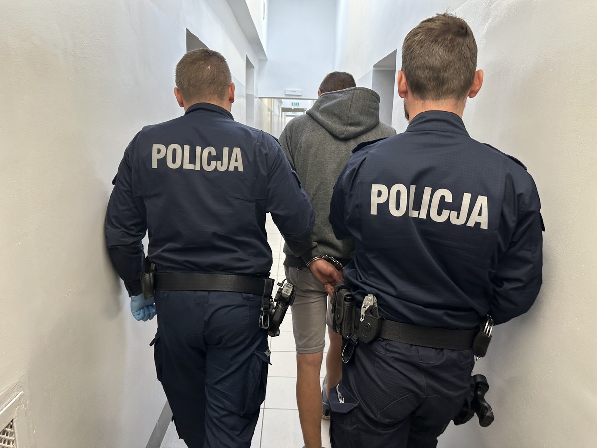 Bulwersująca kradzież w regionie. Wnuk zabrał pieniądze i wyszedł z domu