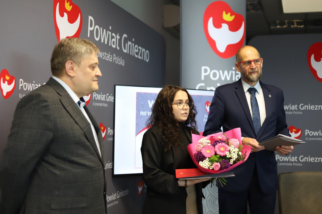 Maturzystka uratowała życie mężczyzny, który wpadł do Warty w Poznaniu. "Ola jesteśmy z Ciebie dumni"