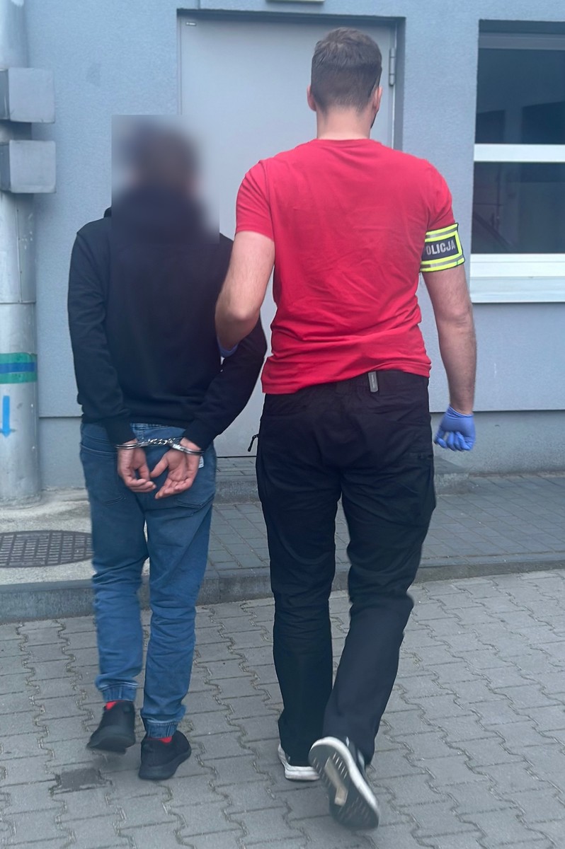 Olsen byłby dumny. 32-latek włamał się do poznańskiego sklepu i... zasnął w toalecie na zapleczu