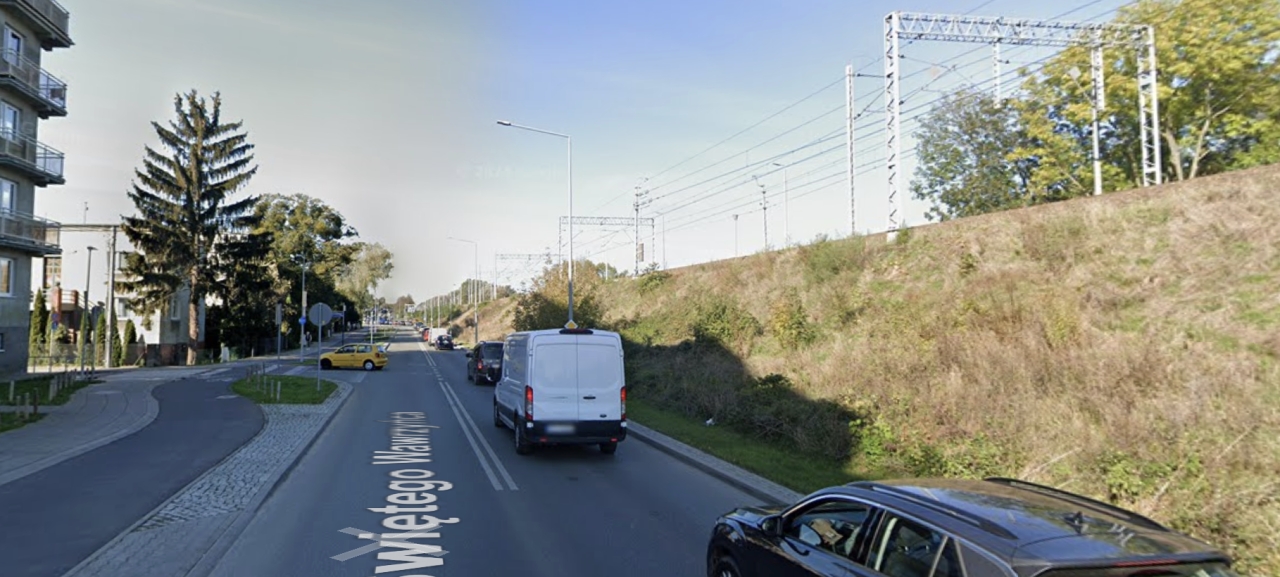 Zderzenie motocyklisty i osobówki w Poznaniu. "Korki"