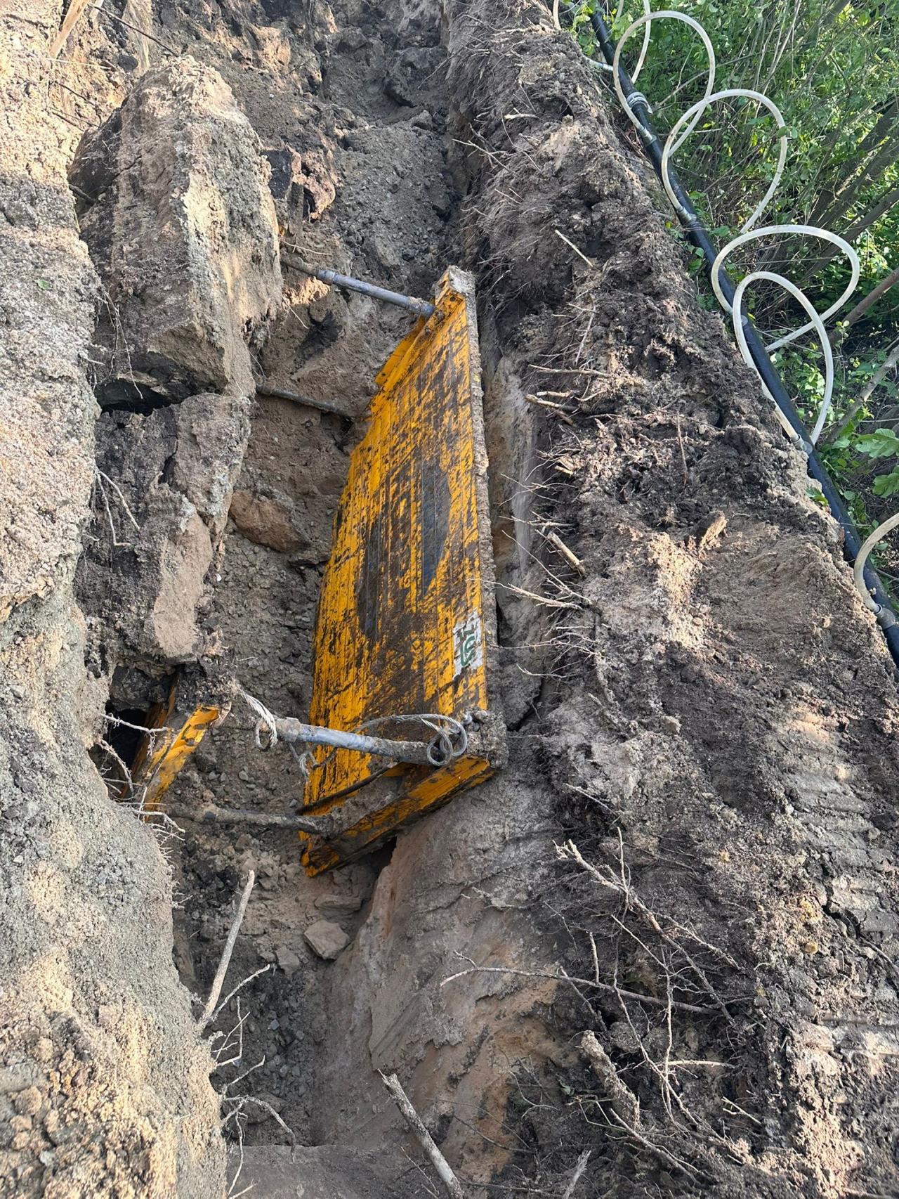 Fatalny wypadek w trakcie pracy w regionie. Mężczyzna przysypany ziemią