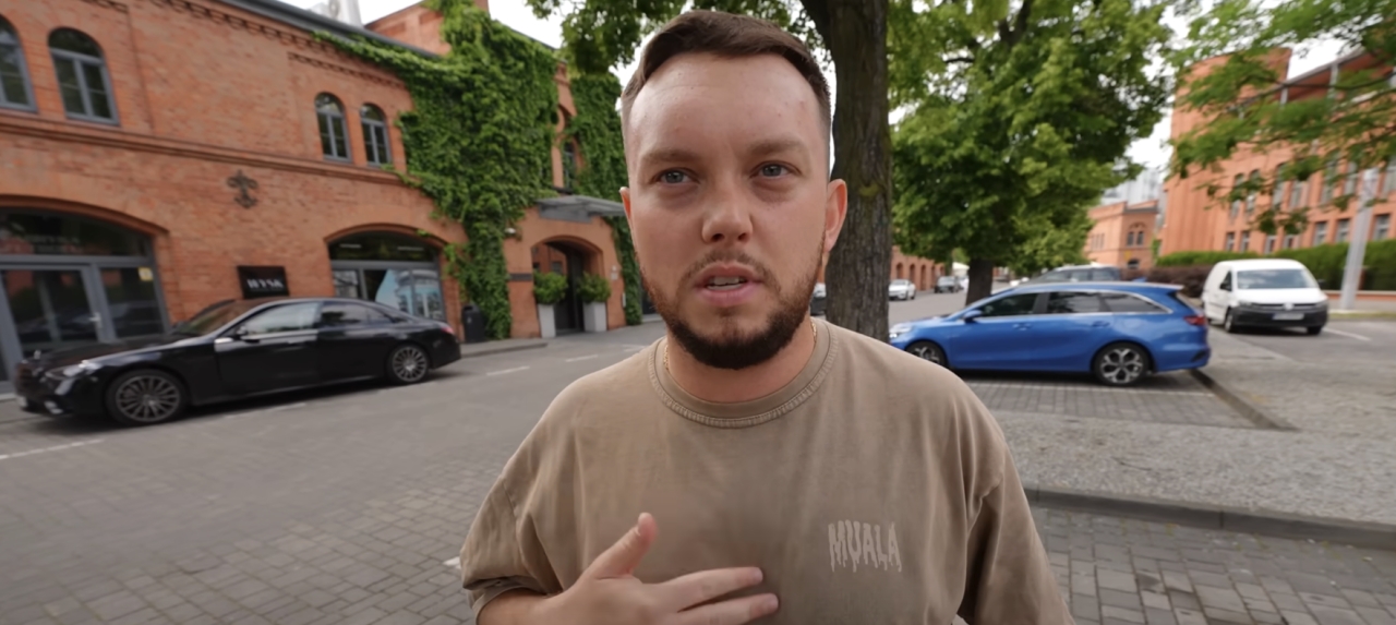 Znany youtuber odwiedził Poznań i przetestował kebaby w mieście. Który najlepszy?