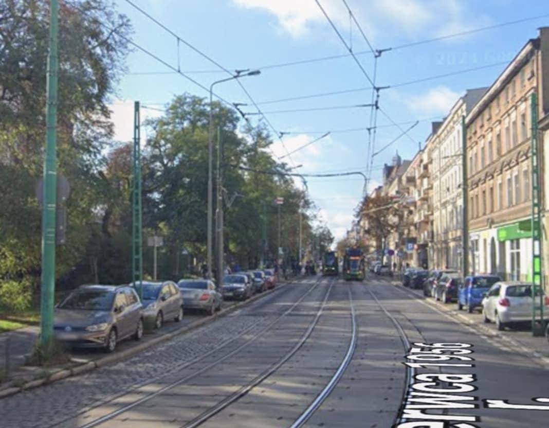 Wilda: "Za czym kolejka ta stoi?" Od rana tłumy przed sklepem z używaną odzieżą. "Czasami dochodzi tam do bójek"