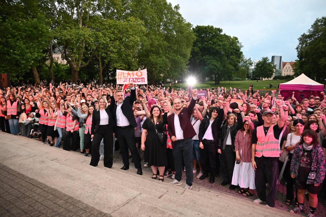 Zandberg w Poznaniu: "sprzedać nerkę, żeby kupić kawalerkę"