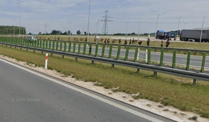 Region. Ciężarówka wjechała w bariery. Utrudnienia na A2