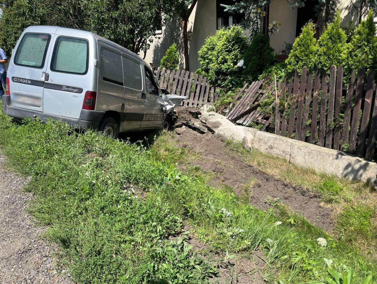 Tragiczny wypadek w regionie. Nie żyje kierowca samochodu osobowego