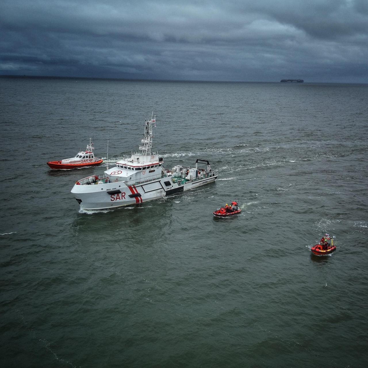 Zniknął w morzu, poszukiwania zakończono. 16-latek z Wielkopolski uznany za zaginionego