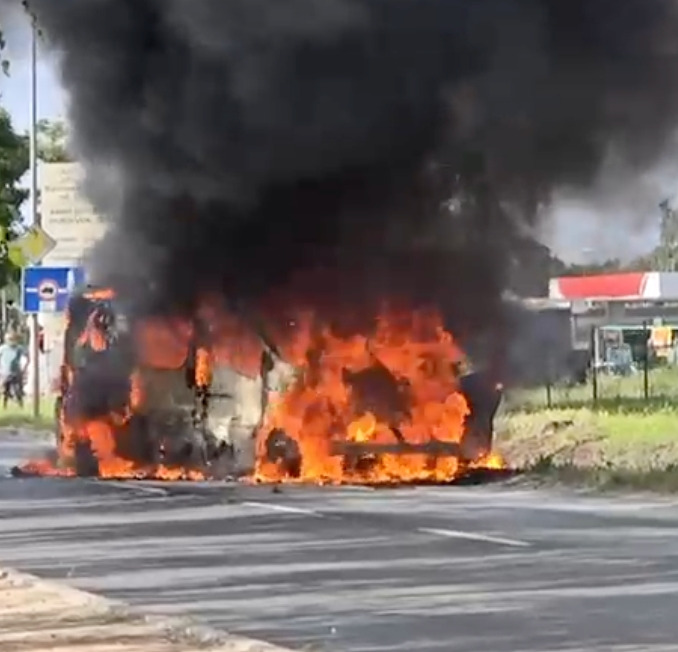 Bus w ogniu pod Poznaniem