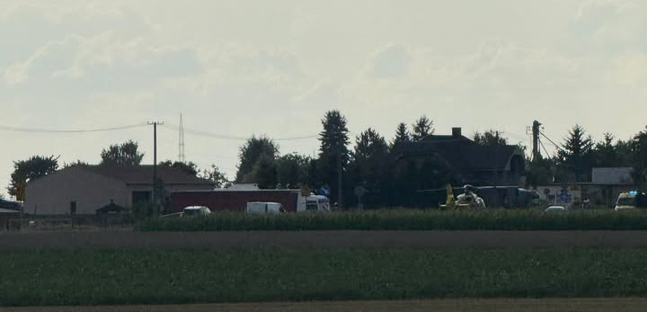 Wypadek z udziałem nastolatki na hulajnodze. Pod Poznaniem wylądował śmigłowiec LPR