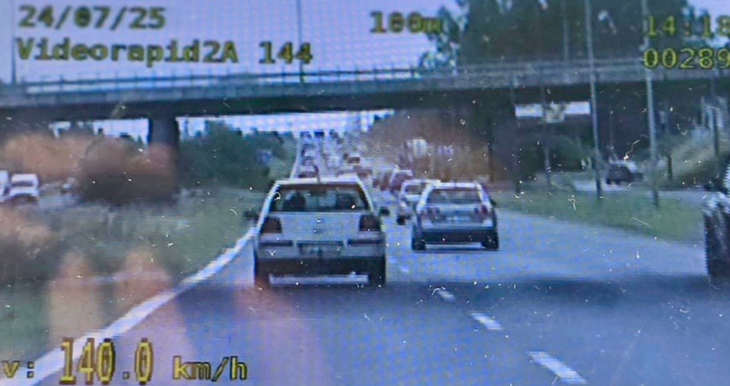 Kierowca Golfa rażąco przekroczył prędkość w Poznaniu. Prawo jazdy miał od kwietnia