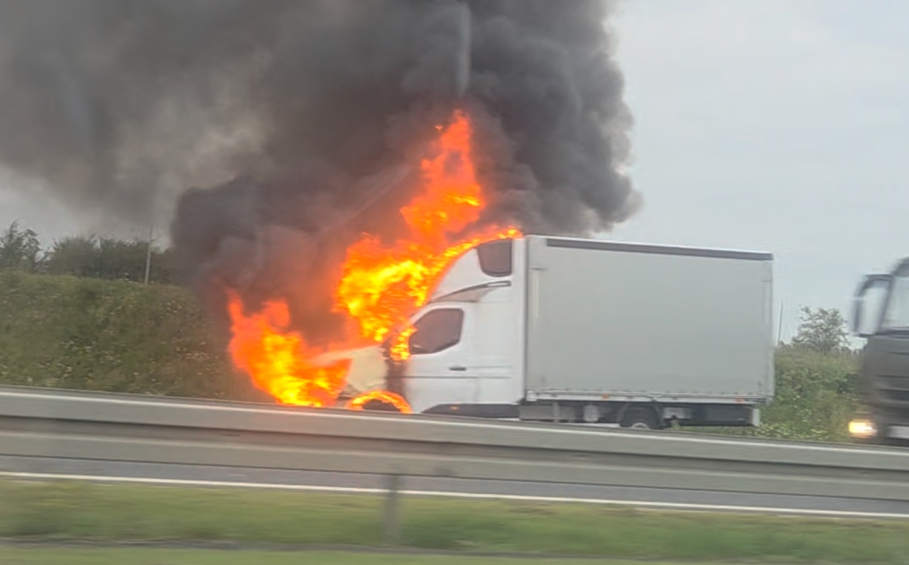 Pożar busa na A2 pod Poznaniem