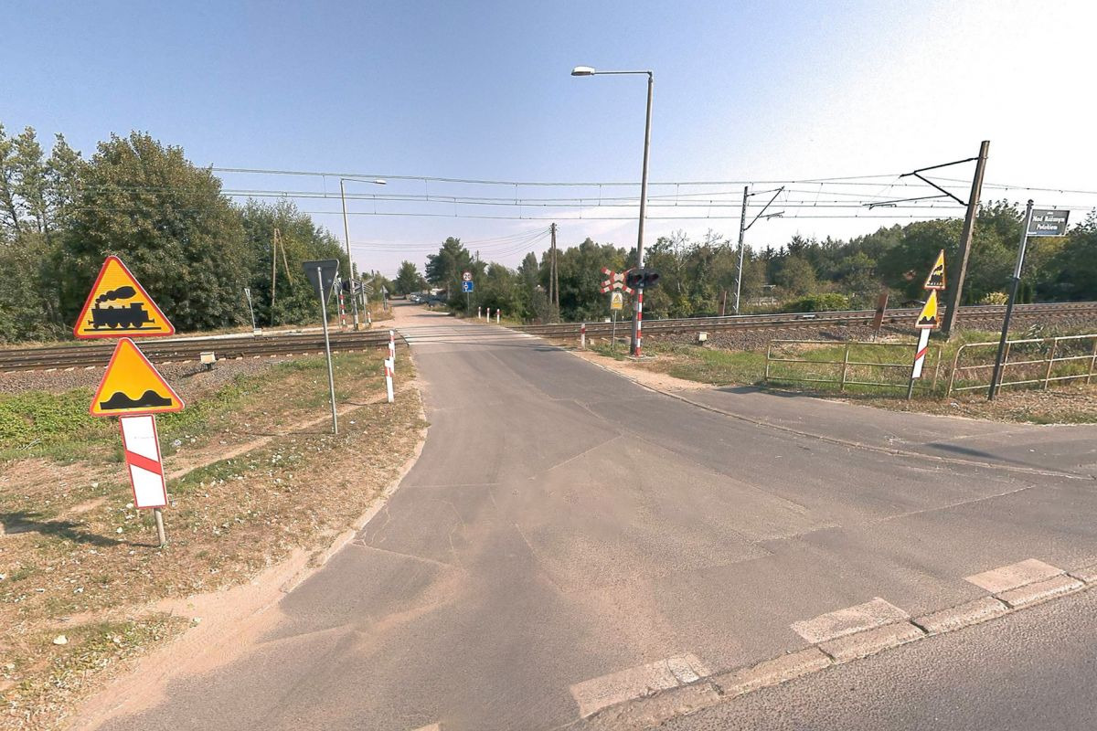Zamkną jeden z poznańskich przejazdów kolejowych. Do 8 września będą objazdy