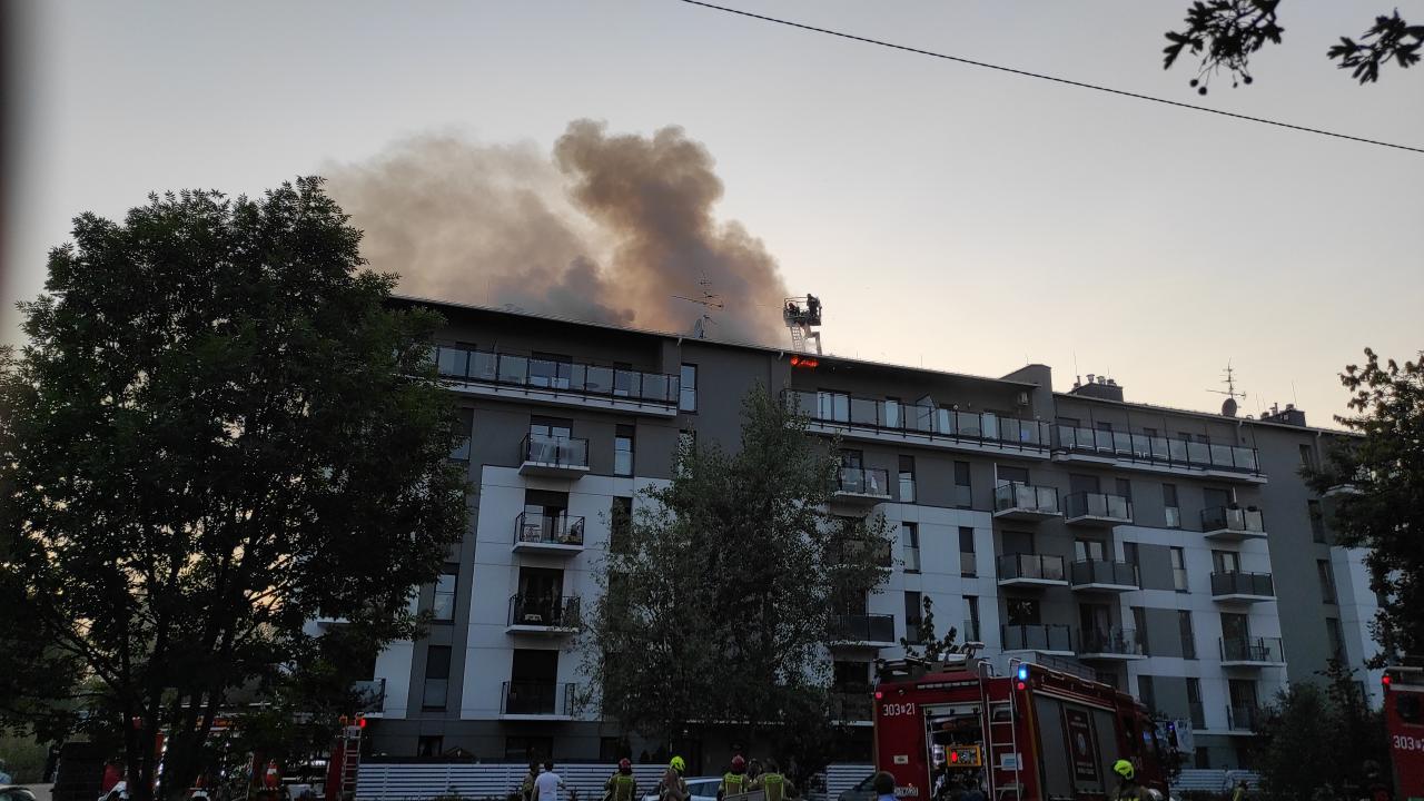 Krańcowa: wstępnie ustalono przyczynę pożaru. Mieszkaniec zostawił w kuchni rozgrzany olej na patelni