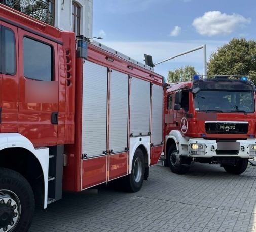 Pożar samochodu na S11. Utrudnienia na trasie