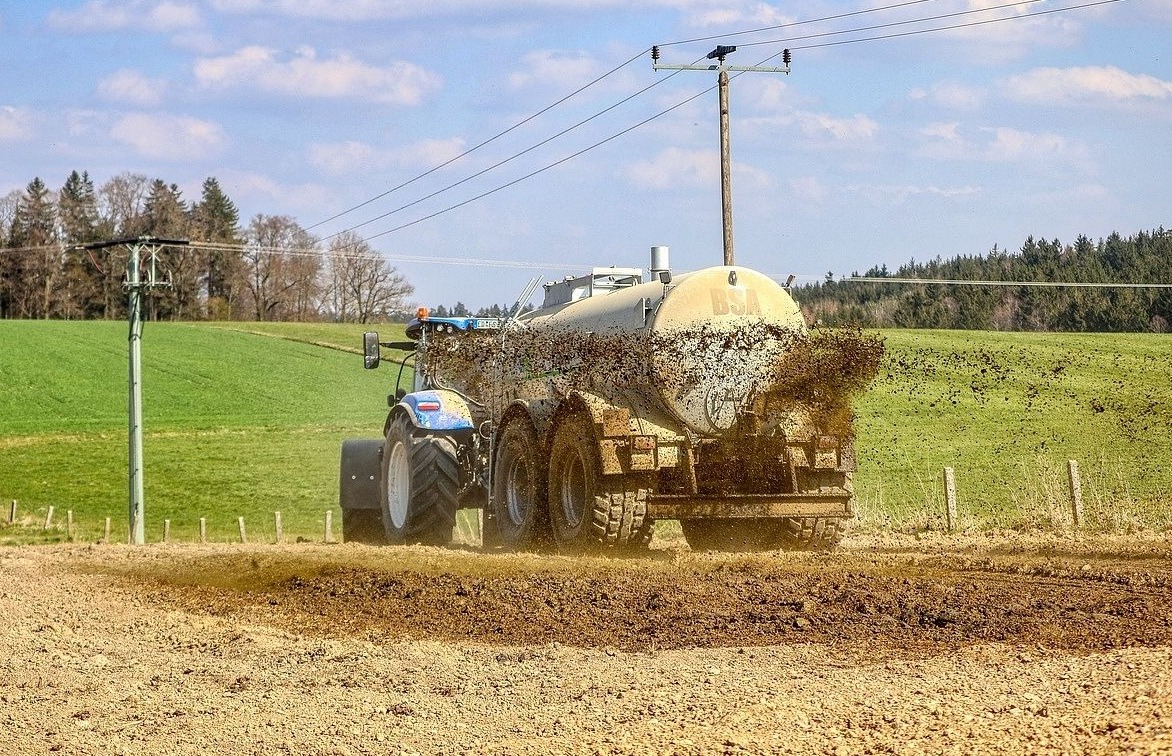 Nieprzyjemny zapach obornika w Poznaniu. "Co się dzieje?"
