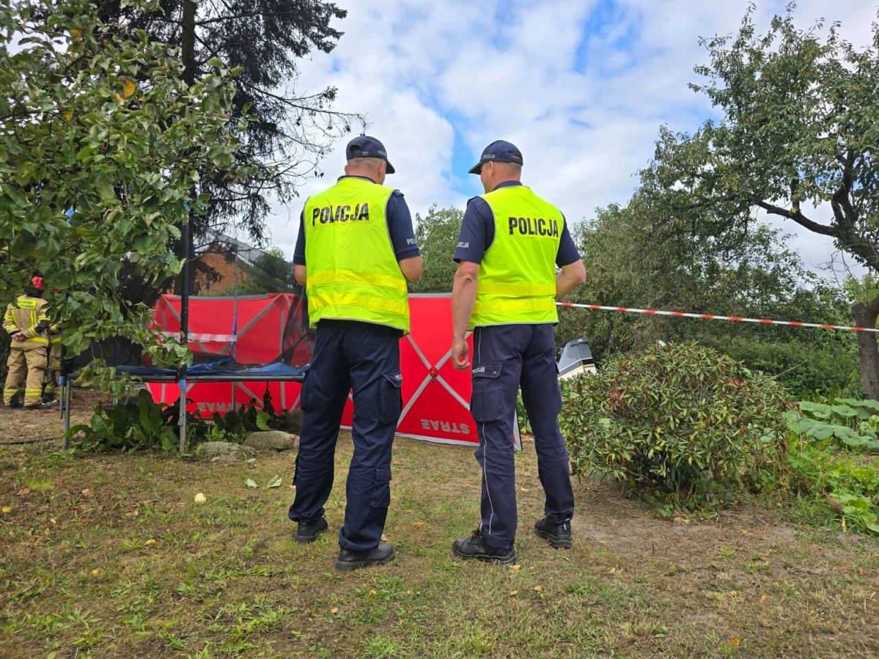 Tragedia w powiecie leszczyńskim. Awionetka spadła na ziemię i stanęła w ogniu. Nie żyją dwie osoby