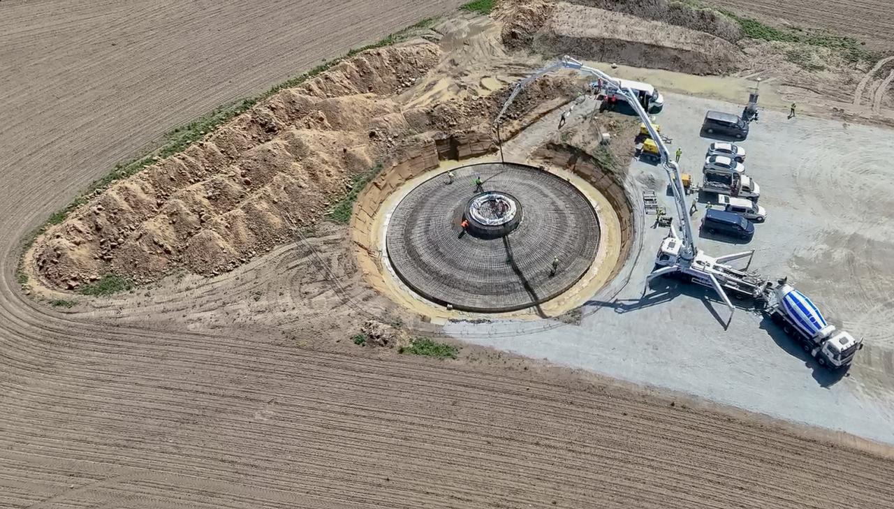 Jedna z największych ferm wiatrowych w naszym kraju powstaje w Wielkopolsce