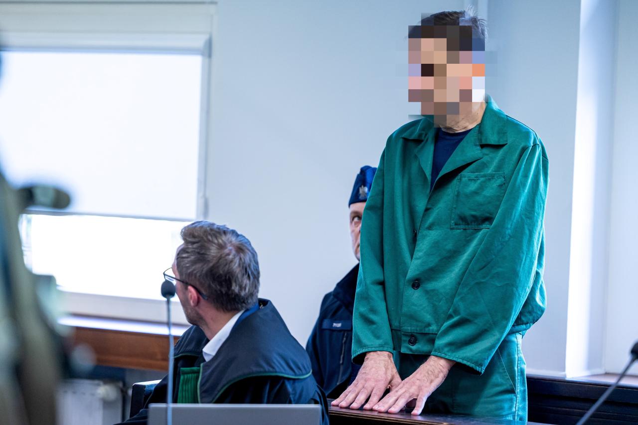 Zabójstwo na poznańskim osiedlu. Oskarżonego ponownie przebadają psychiatrzy