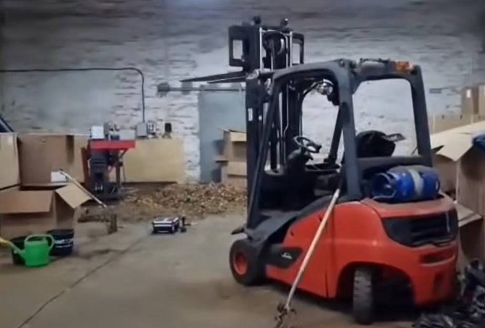 Wielkopolska policja odkryła nielegalną produkcję krajanki tytoniowej. "Skarb Państwa mógłby stracić blisko 4,5 mln złotych"