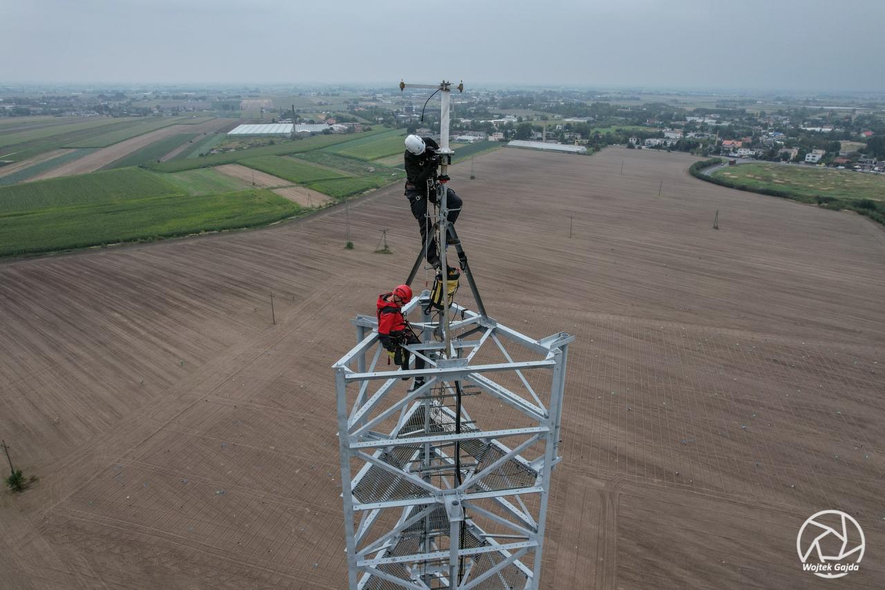 W Kaliszu zdemontowano najwyższy taki sensor wykrywania burz w Polsce. Pracował ponad 20 lat
