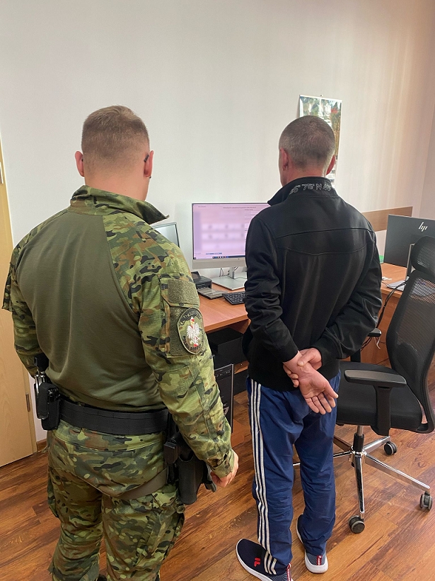 Od początku roku 300 cudzoziemców deportowanych. Tylko w weekend do ojczyzny wróciło 6 osób