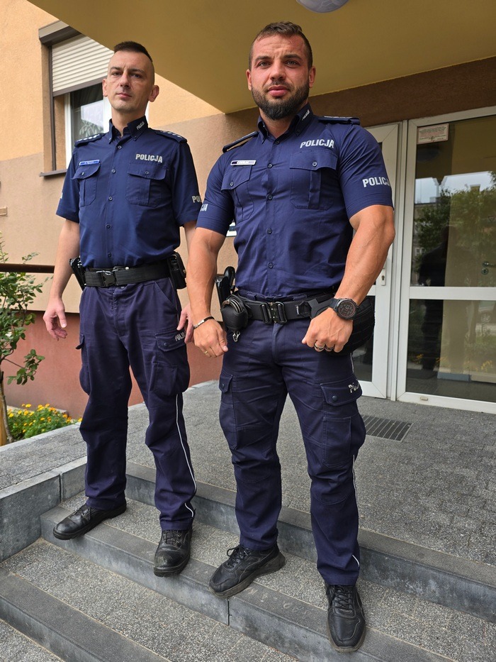 Odpoczywały na wakacjach, ich mieszkanie w Wielkopolsce zostało zalane. Pomogli policjanci