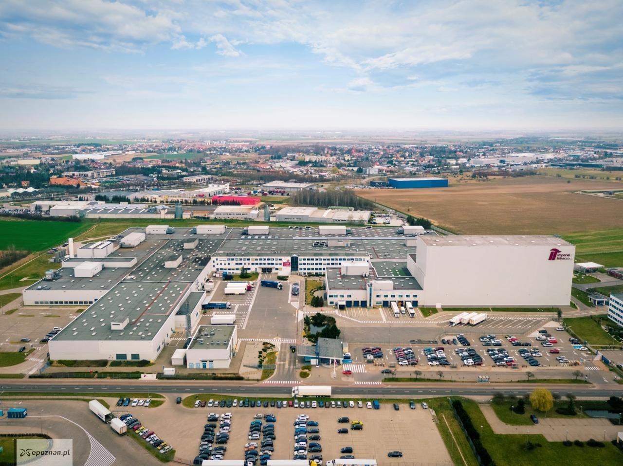 Gigantyczny producent papierosów zamyka swoją fabrykę w Niemczech. Co z pracownikami podpoznańskiego zakładu?