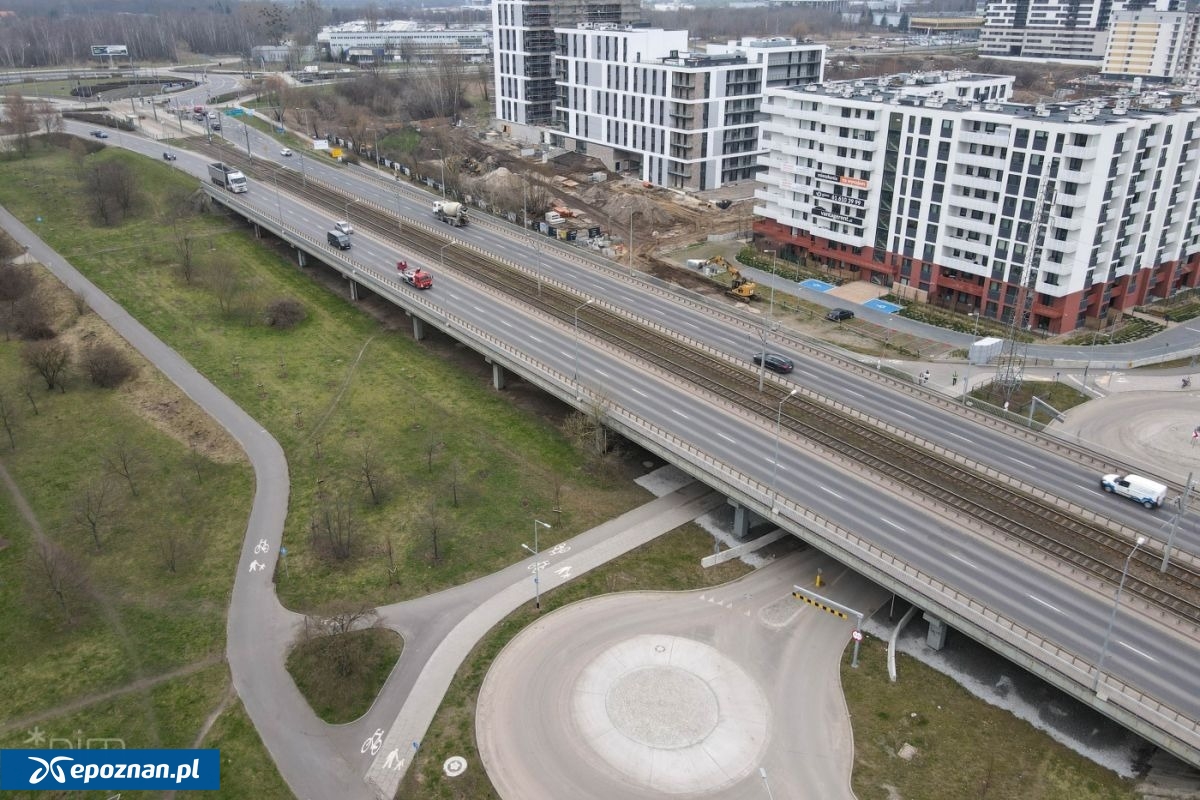Wiadukt w ciągu Hetmańskiej wciąż nieprzejezdny w pełnym zakresie. "Koniec miał być w trzecim kwartale roku"