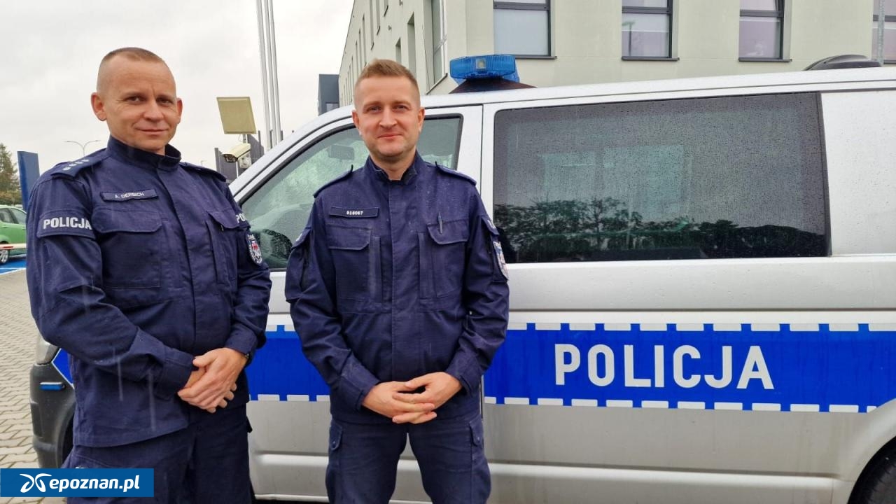 Wielkopolscy policjanci próbowali pomóc seniorom wyjść z domu w trakcie pożaru. Mundurowi zaryzykowali własnym życiem