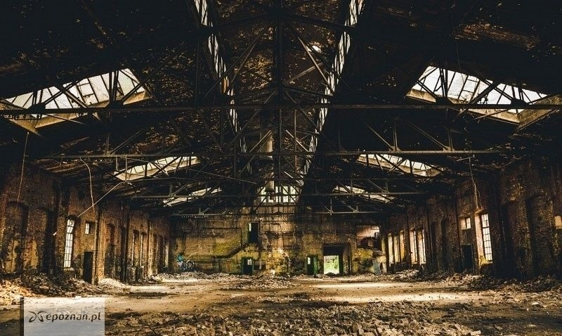 72 osoby w kapturach i z zasłoniętymi twarzami wylegitymowane w trakcie "wizyty" przy terenie ZNTK. Większość przekazano pod opiekę rodziców