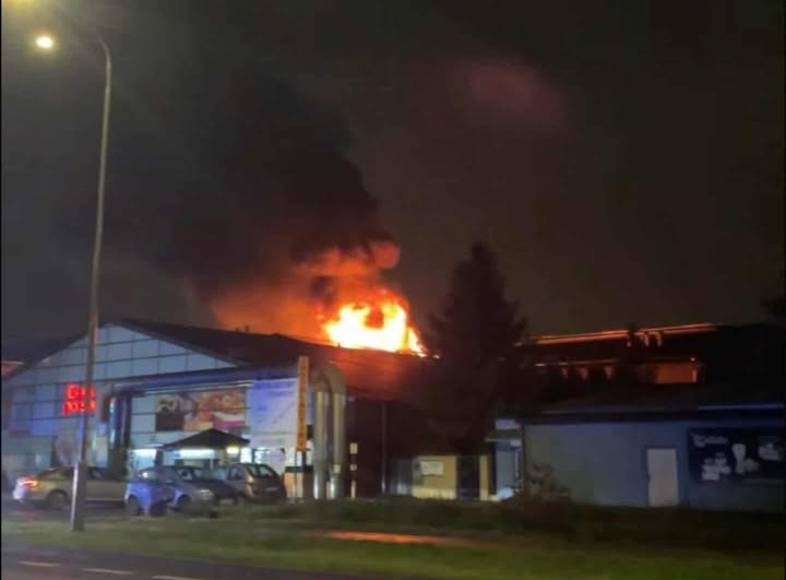 Ogromny pożar w Poznaniu. Płonie galeria?