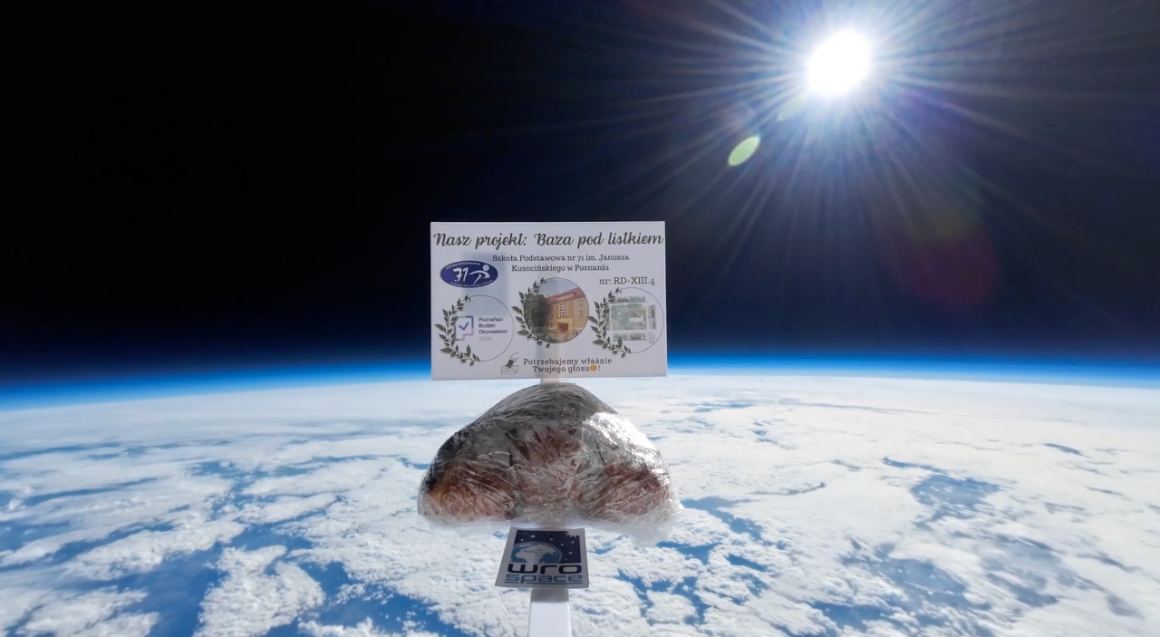 Balon z rogalem świętomarcińskim wrócił ze stratosfery! Niezwykłe zdjęcia