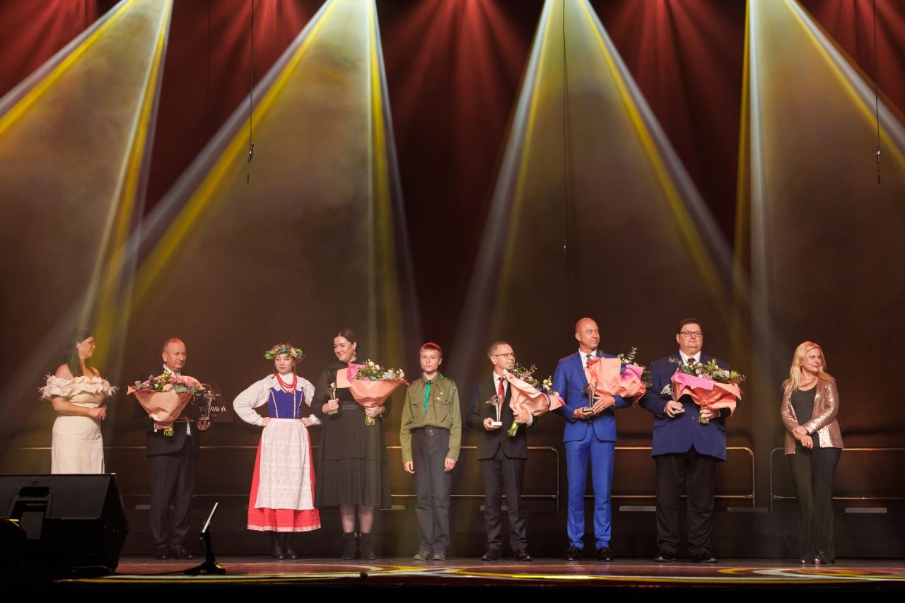 Wiemy, która placówka oświatowa zwyciężyła w konkursie "Wielkopolska Szkoła Roku 2025" i do kogo powędrował Tytuł Wielkopolskiego Nauczyciela Roku