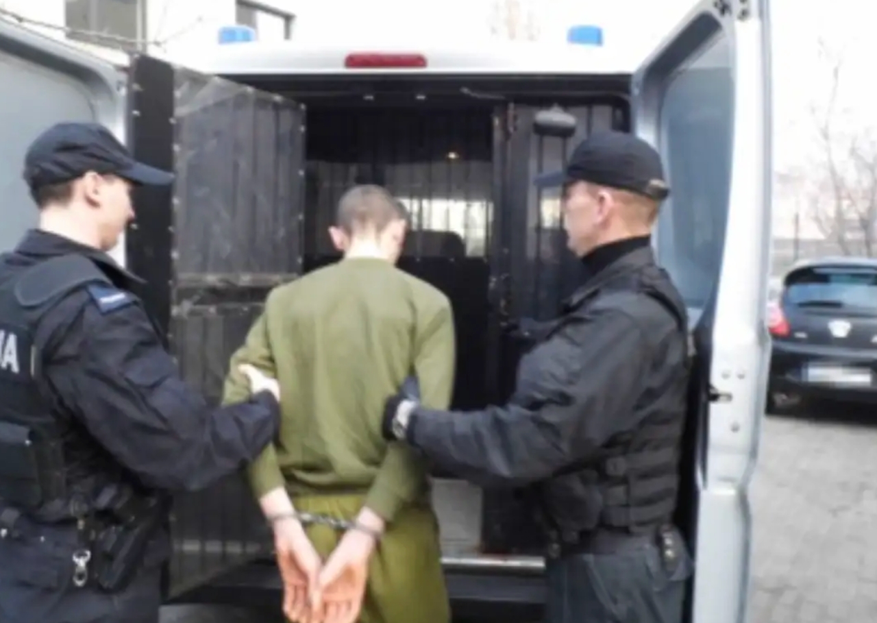 Region. 12 lat temu dokonał brutalnego gwałtu, wyszedł na wolność. Zdaniem mieszkańców chodzi za kobietami w mieście