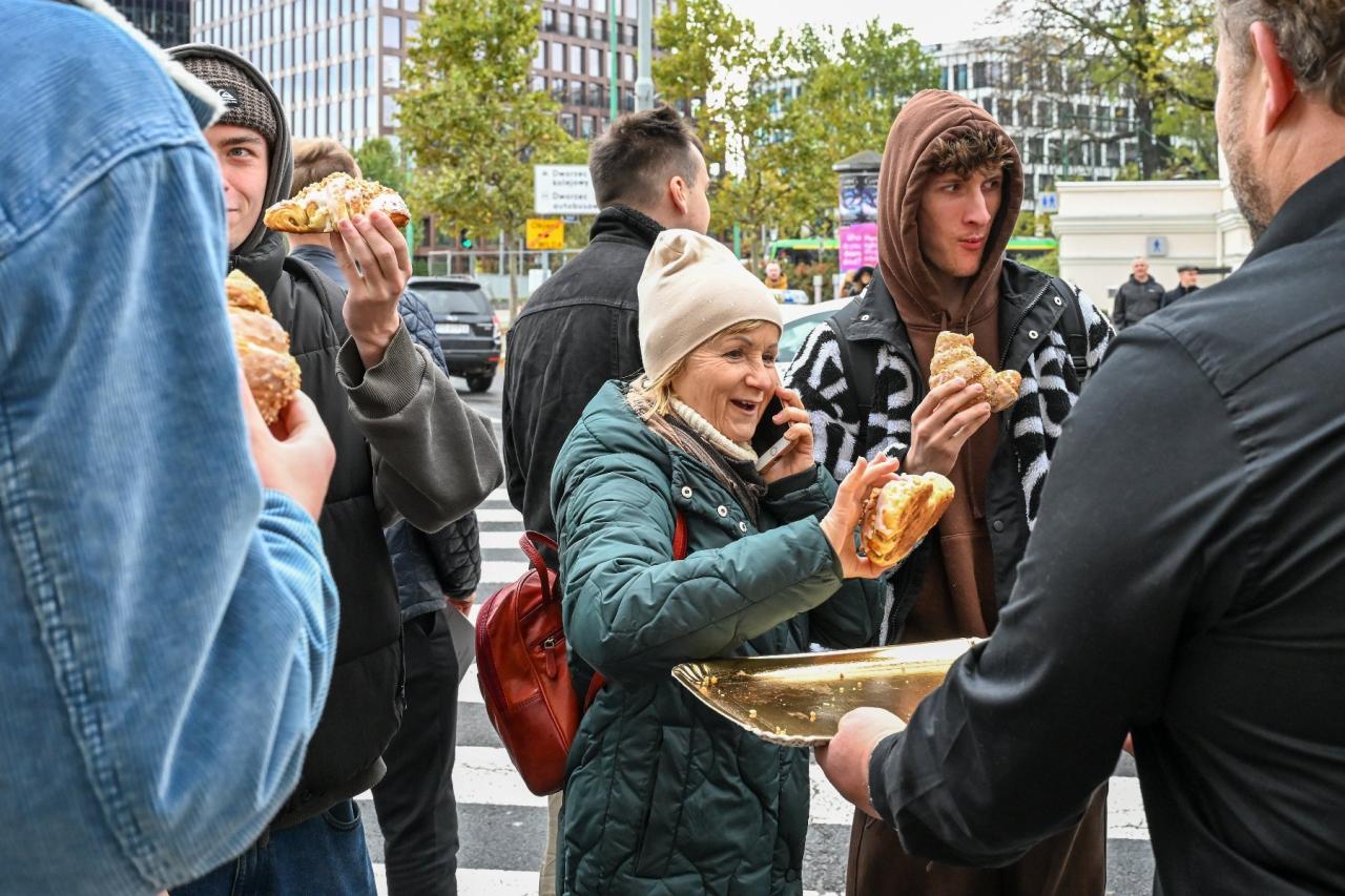 Tylko w niemal 100 piekarniach i cukierniach kupimy prawdziwe rogale świętomarcińskie. Jest mapa