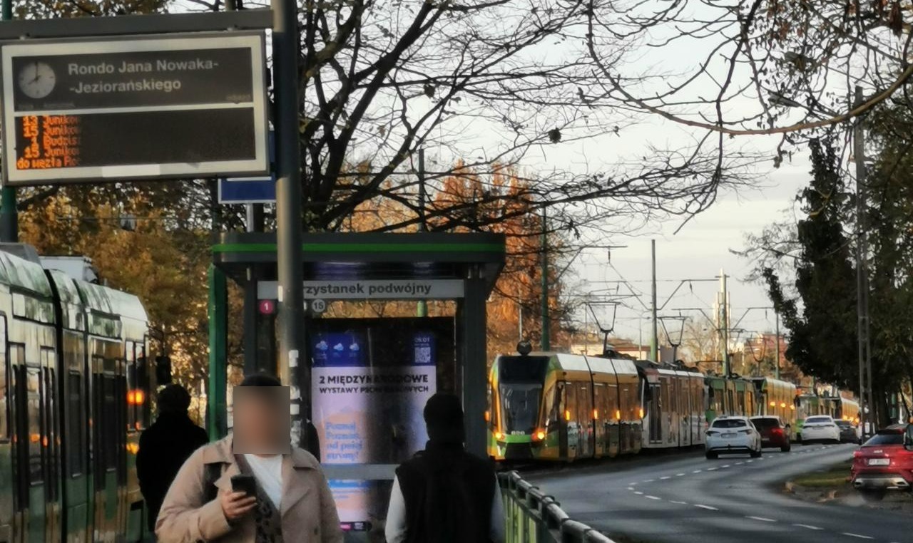 Grunwaldzka: tramwaje stanęły w ogromnym korku