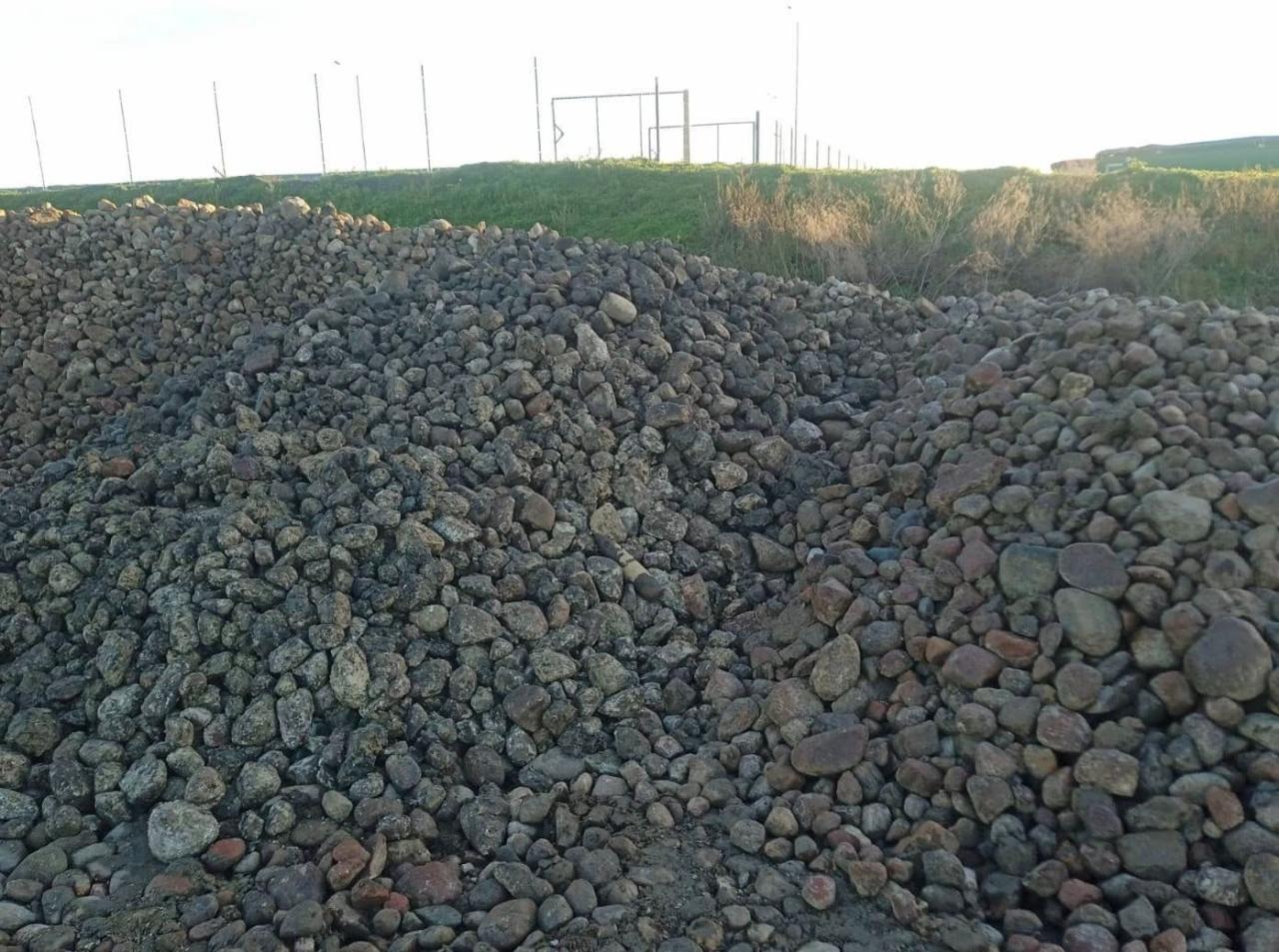 Region. Nietypowe znalezisko w transporcie buraków. Wezwano saperów